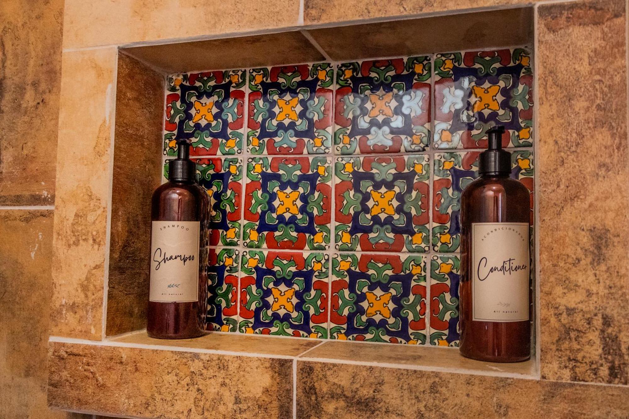 Casa De Hospedaje -La Abadia De San Pedro Guadalajara Luaran gambar