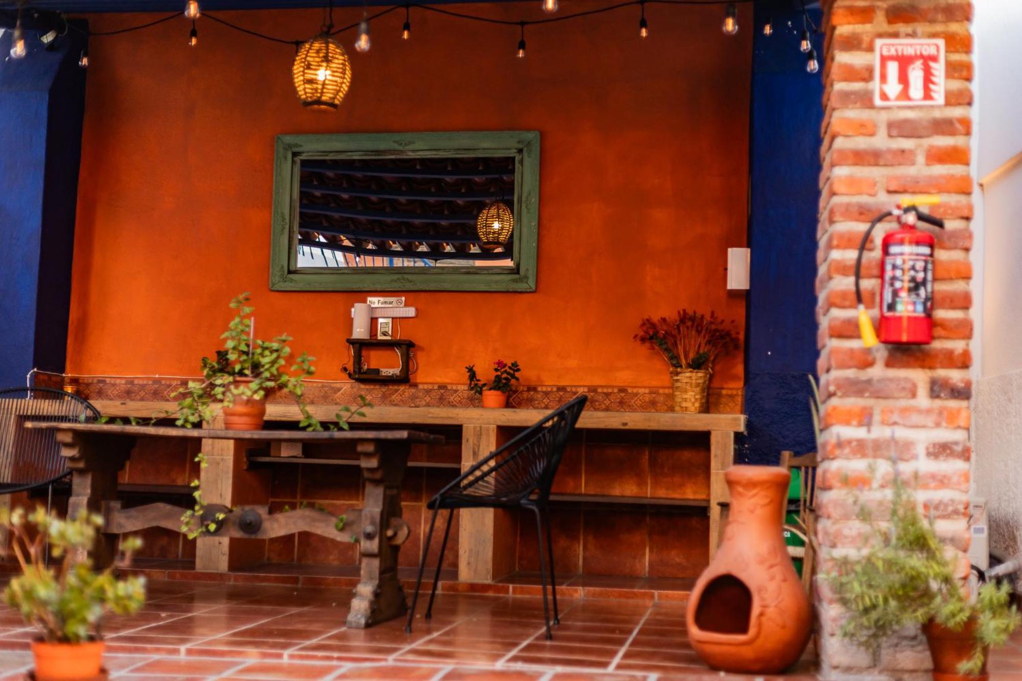 Casa De Hospedaje -La Abadia De San Pedro Guadalajara Luaran gambar