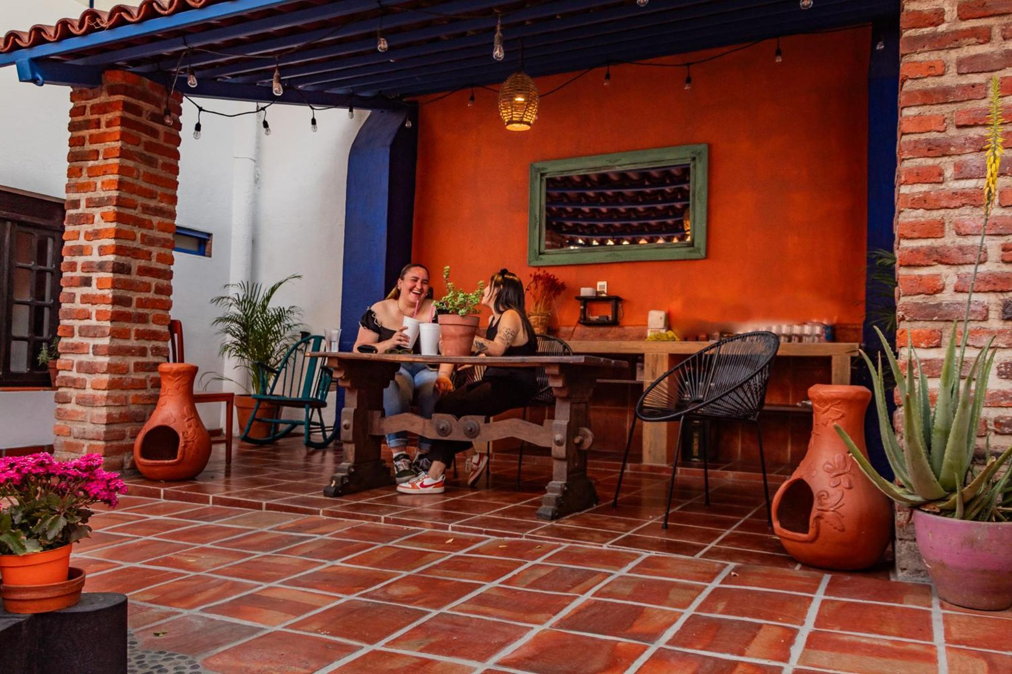 Casa De Hospedaje -La Abadia De San Pedro Guadalajara Luaran gambar